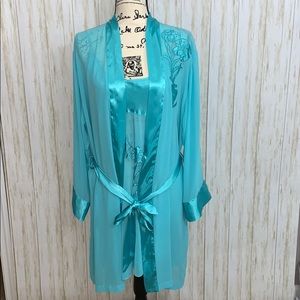 Size M Sophie Blue Robe and Gown Set